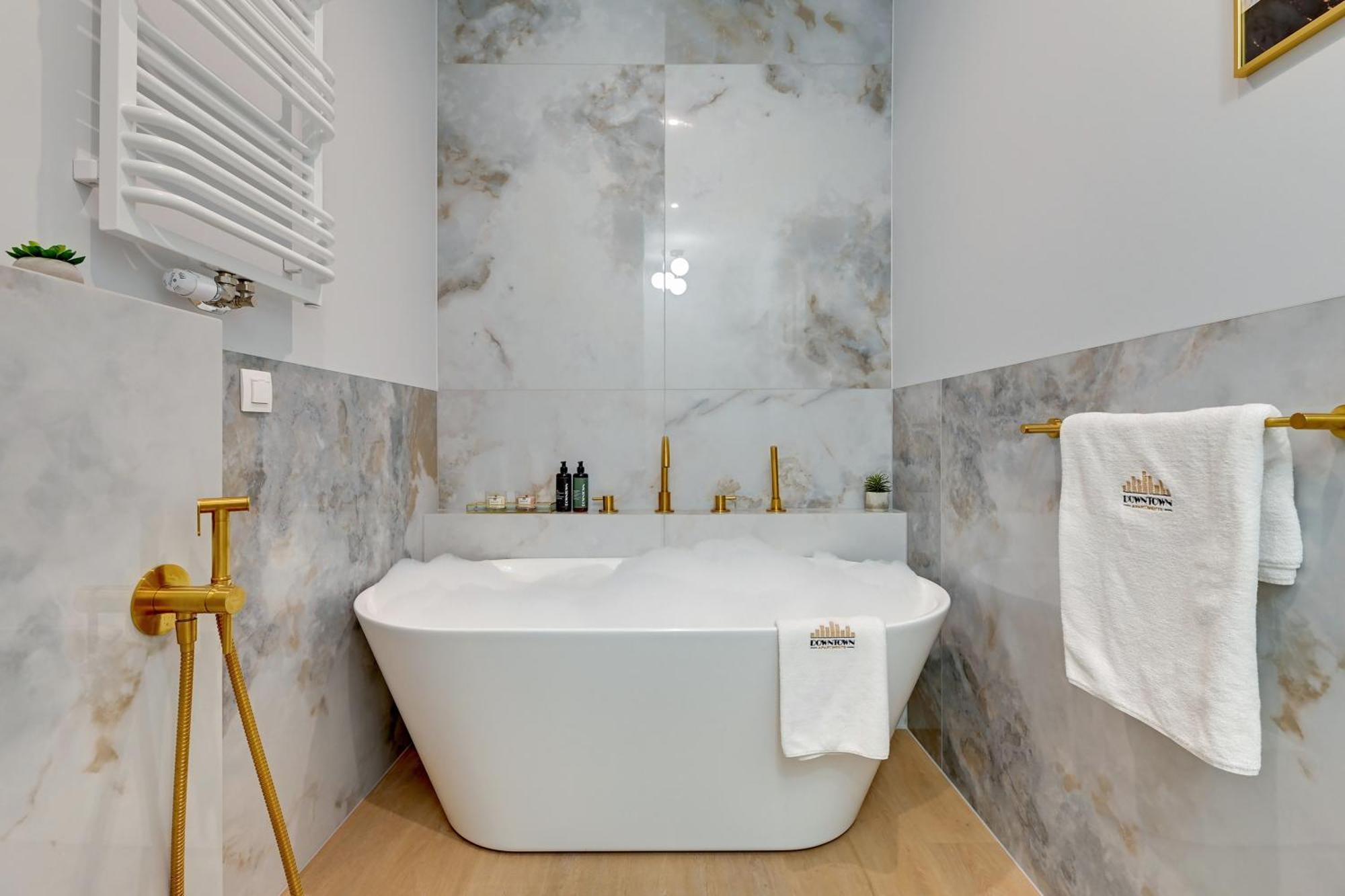 Doki Living & Foodhall By Downtown Apartments Gdańsk Kamer foto